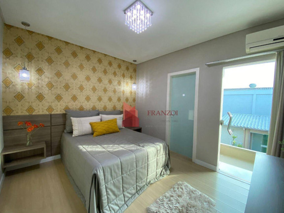 Imagem Sobrado com 3 Quartos à Venda, 350 m² em Ressacada - Itajaí Imagem Sobrado com 3 Quartos à Venda, 350 m² em Ressacada - Itajaí