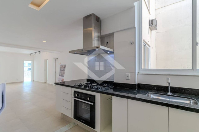 Imagem Apartamento com 3 Quartos à Venda, 135 m² em Copacabana - Rio De Janeiro Imagem Apartamento com 3 Quartos à Venda, 135 m² em Copacabana - Rio De Janeiro