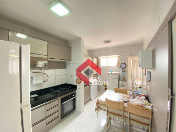 Imagem Apartamento com 4 Quartos à Venda, 203 m² em Varjota - Fortaleza Imagem Apartamento com 4 Quartos à Venda, 203 m² em Varjota - Fortaleza