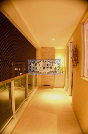 Imagem Apartamento com 2 Quartos à Venda, 123 m² em Santa Rosa - Niterói Imagem Apartamento com 2 Quartos à Venda, 123 m² em Santa Rosa - Niterói