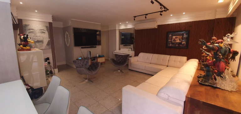 Imagem Apartamento com 4 Quartos à Venda, 220 m² em Ingá - Niterói