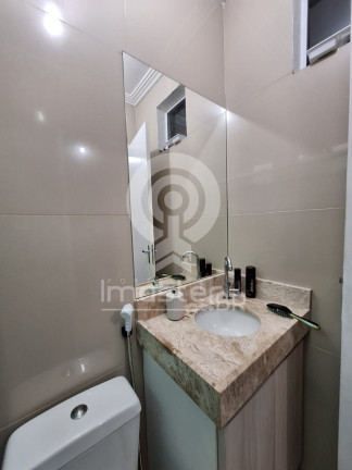 Imagem Casa com 5 Quartos à Venda, 210 m² em Demócrito Rocha - Fortaleza Imagem Casa com 5 Quartos à Venda, 210 m² em Demócrito Rocha - Fortaleza