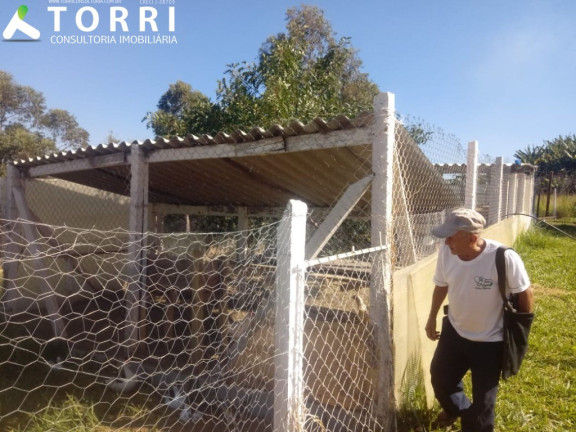 Imagem Imóvel com 2 Quartos à Venda, 1.500 m² em Cristal - Mairinque Imagem Imóvel com 2 Quartos à Venda, 1.500 m² em Cristal - Mairinque