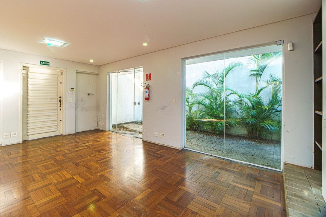 Imagem Imóvel com 4 Quartos à Venda, 334 m² em Sumaré - São Paulo Imagem Imóvel com 4 Quartos à Venda, 334 m² em Sumaré - São Paulo