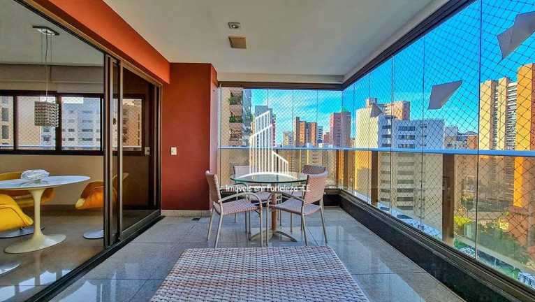 Imagem Apartamento com 4 Quartos à Venda, 300 m² em Meireles - Fortaleza Imagem Apartamento com 4 Quartos à Venda, 300 m² em Meireles - Fortaleza