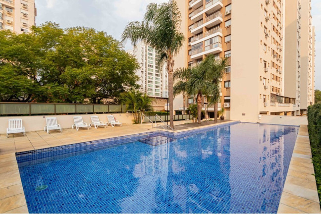 Imagem Imóvel com 3 Quartos à Venda,  em Passo Da Areia - Porto Alegre