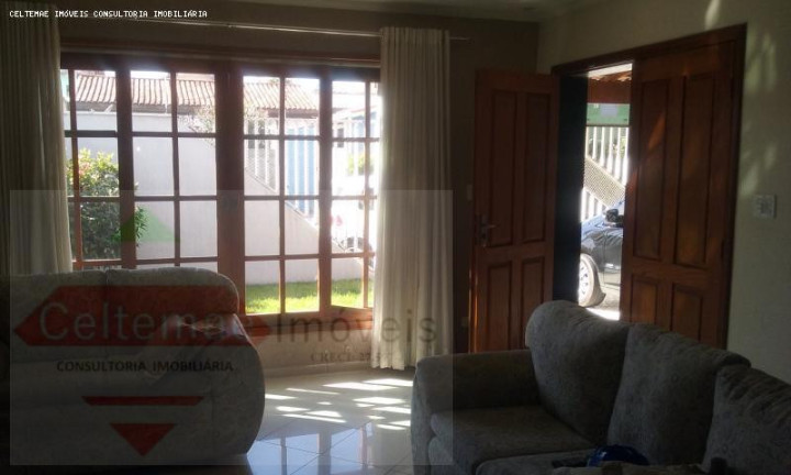 Imagem Casa com 4 Quartos à Venda, 120 m² em Vila Paulista - Taubaté Imagem Casa com 4 Quartos à Venda, 120 m² em Vila Paulista - Taubaté