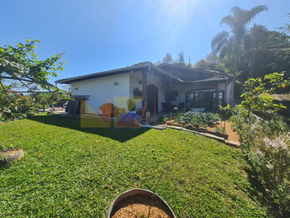 Imagem Casa com 4 Quartos à Venda, 240 m² em Nova Esperança - Blumenau Imagem Casa com 4 Quartos à Venda, 240 m² em Nova Esperança - Blumenau