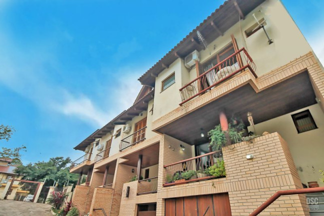 Imagem Casa com 3 Quartos à Venda, 183 m² em Ipanema - Porto Alegre Imagem Casa com 3 Quartos à Venda, 183 m² em Ipanema - Porto Alegre