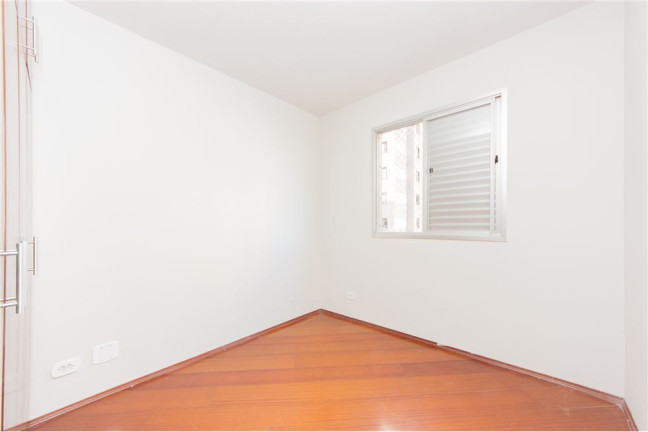 Imagem Imóvel com 3 Quartos à Venda, em Itaquera - São Paulo Imagem Imóvel com 3 Quartos à Venda, em Itaquera - São Paulo