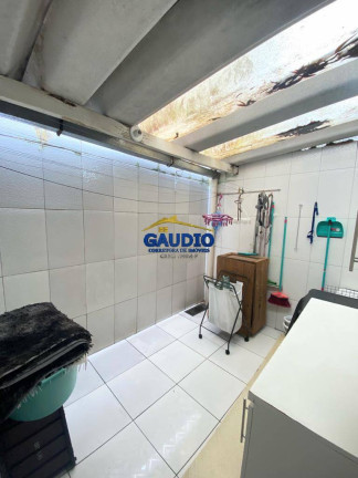 Imagem Casa com 2 Quartos à Venda, 90 m² em Jardim Henriqueta - Taboão Da Serra Imagem Casa com 2 Quartos à Venda, 90 m² em Jardim Henriqueta - Taboão Da Serra