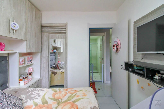 Imagem Imóvel com 1 Quarto à Venda, 40 m² em Cavalhada - Porto Alegre Imagem Imóvel com 1 Quarto à Venda, 40 m² em Cavalhada - Porto Alegre