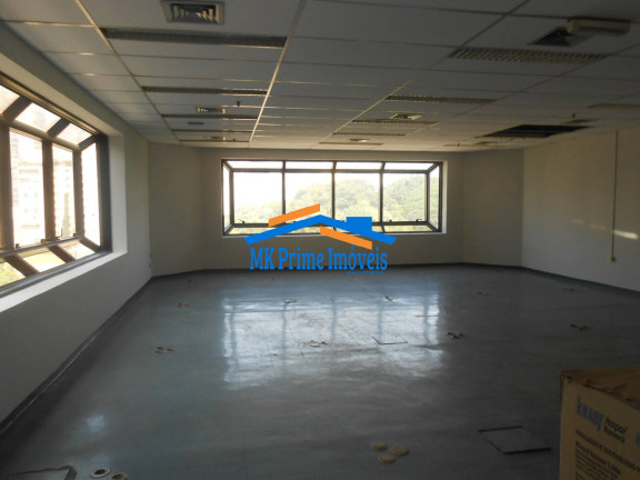 Sala Comercial à Venda, 87 m² em água Branca - São Paulo