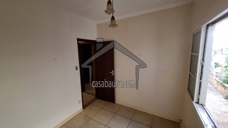 Imagem Casa com 3 Quartos à Venda, 242 m² em Vila Brunhari - Bauru Imagem Casa com 3 Quartos à Venda, 242 m² em Vila Brunhari - Bauru