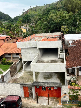 Imagem Sobrado com 4 Quartos à Venda, 368 m² em Toninhas - Ubatuba Imagem Sobrado com 4 Quartos à Venda, 368 m² em Toninhas - Ubatuba