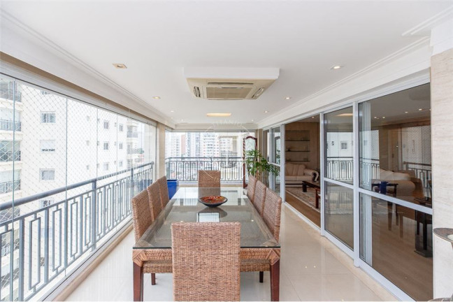 Imagem Apartamento com 4 Quartos à Venda, 276 m² em Aclimação - São Paulo Imagem Apartamento com 4 Quartos à Venda, 276 m² em Aclimação - São Paulo