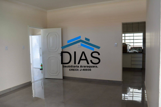 Imagem Casa com 3 Quartos à Venda, 178 m² em Jardim Roberto Selmi Dei - Araraquara Imagem Casa com 3 Quartos à Venda, 178 m² em Jardim Roberto Selmi Dei - Araraquara