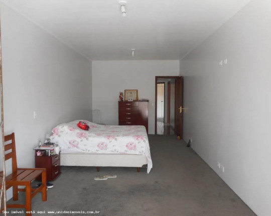 Imagem Casa com 4 Quartos à Venda, 260 m² em Jardim Dos Prados - São Paulo