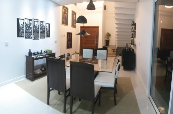 Imagem Casa com 3 Quartos à Venda, 300 m² em Cezar De Souza - Mogi Das Cruzes Imagem Casa com 3 Quartos à Venda, 300 m² em Cezar De Souza - Mogi Das Cruzes