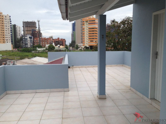 Imagem Casa com 5 Quartos à Venda, 290 m² em Predial - Torres