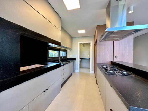 Imagem Casa com 4 Quartos à Venda, 225 m² em Marina - Xangri-la Imagem Casa com 4 Quartos à Venda, 225 m² em Marina - Xangri-la