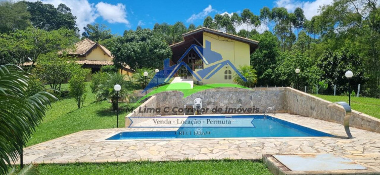 Chácara com 3 Quartos à Venda, 28 m² em Zona Rural - Igaratá
