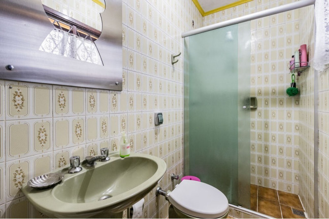 Imagem Casa com 3 Quartos à Venda, 329 m² em Vila Ipiranga - Porto Alegre Imagem Casa com 3 Quartos à Venda, 329 m² em Vila Ipiranga - Porto Alegre