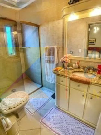Imagem Casa com 4 Quartos para Alugar, 200 m² em água Verde - Blumenau Imagem Casa com 4 Quartos para Alugar, 200 m² em água Verde - Blumenau
