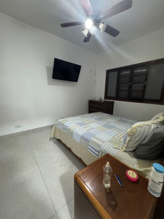 Imagem Casa com 3 Quartos à Venda, 168 m² em Flórida - Praia Grande