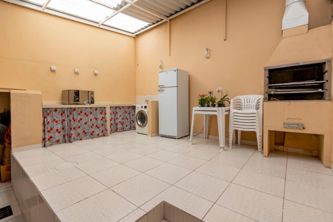 Imagem Sobrado com 3 Quartos à Venda, 118 m² em Campina Do Siqueira - Curitiba Imagem Sobrado com 3 Quartos à Venda, 118 m² em Campina Do Siqueira - Curitiba