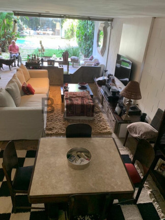 Imagem Casa com 3 Quartos à Venda, 340 m² em Campo Belo - São Paulo Imagem Casa com 3 Quartos à Venda, 340 m² em Campo Belo - São Paulo
