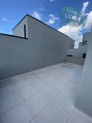 Imagem Sobrado com 3 Quartos à Venda, 121 m² em Boa Vista - Curitiba