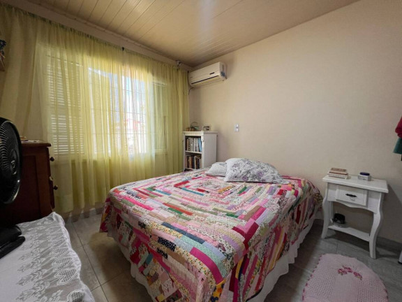 Imagem Casa com 2 Quartos à Venda, 90 m² em Centro - Balneário Barra Do Sul Imagem Casa com 2 Quartos à Venda, 90 m² em Centro - Balneário Barra Do Sul