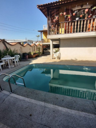 Casa com 3 Quartos à Venda ou Locação, 337 m² em Vila Ema - São Paulo