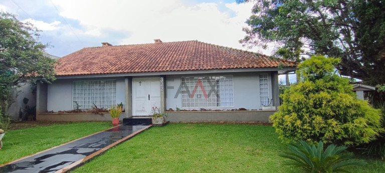 Imagem Casa com 5 Quartos à Venda, 470 m² em Bonsucesso - Guarapuava Imagem Casa com 5 Quartos à Venda, 470 m² em Bonsucesso - Guarapuava
