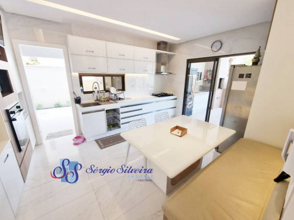 Imagem Casa com 4 Quartos à Venda, 350 m² em Alphaville Eusébio - Eusébio Imagem Casa com 4 Quartos à Venda, 350 m² em Alphaville Eusébio - Eusébio