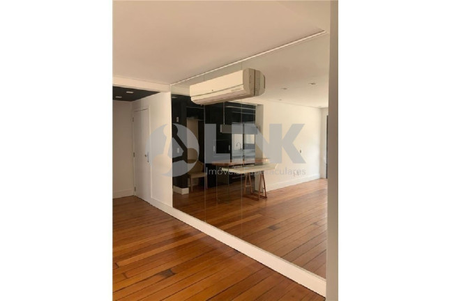 Imagem Apartamento com 2 Quartos à Venda, 144 m² em Petrópolis - Porto Alegre Imagem Apartamento com 2 Quartos à Venda, 144 m² em Petrópolis - Porto Alegre
