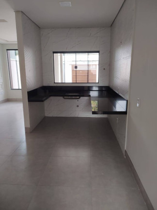 Imagem Casa com 3 Quartos à Venda, 103 m² em Centro-sul - Várzea Grande Imagem Casa com 3 Quartos à Venda, 103 m² em Centro-sul - Várzea Grande