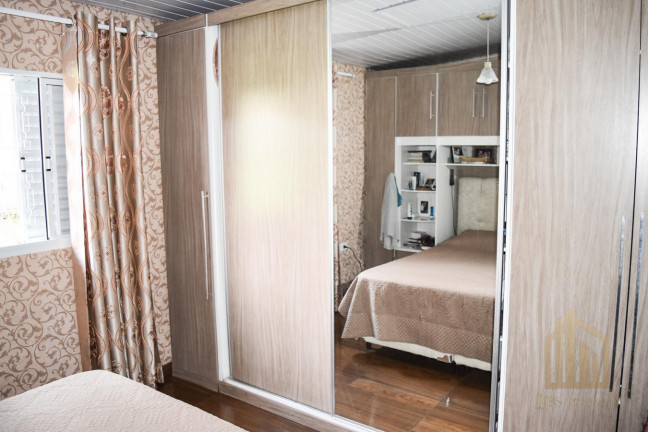 Imagem Casa com 2 Quartos à Venda, 186 m² em Cajuru - Curitiba