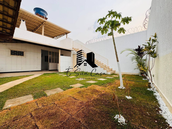 Casa com 2 Quartos à Venda, 300 m² em Cabral - Contagem