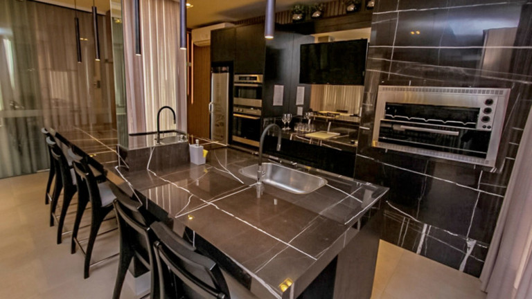 Imagem Apartamento com 3 Quartos à Venda, 18.000 m² em Cabeçudas - Itajaí Imagem Apartamento com 3 Quartos à Venda, 18.000 m² em Cabeçudas - Itajaí