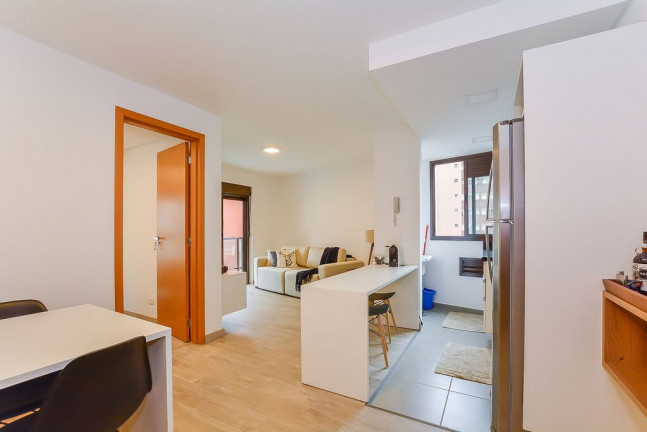 Imagem Apartamento com 1 Quarto à Venda, 30 m² em água Verde - Curitiba