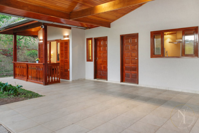Imagem Casa com 4 Quartos à Venda, 910 m² em Centro - Campos Do Jordão Imagem Casa com 4 Quartos à Venda, 910 m² em Centro - Campos Do Jordão