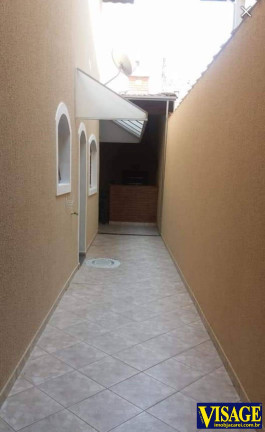 Imagem Sobrado com 2 Quartos à Venda,  em Jd. St. Marina - Jacareí