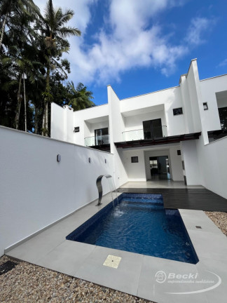 Imagem Casa com 3 Quartos à Venda, 160 m² em Atiradores - Joinville