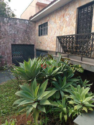 Imagem Casa com 6 Quartos para Alugar, 600 m² em Tatuapé - São Paulo Imagem Casa com 6 Quartos para Alugar, 600 m² em Tatuapé - São Paulo