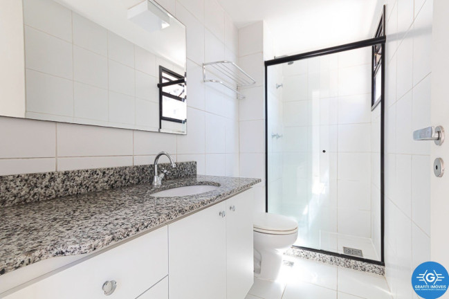 Imagem Imóvel com 3 Quartos à Venda, 90 m² em São Cristóvão - Rio De Janeiro Imagem Imóvel com 3 Quartos à Venda, 90 m² em São Cristóvão - Rio De Janeiro