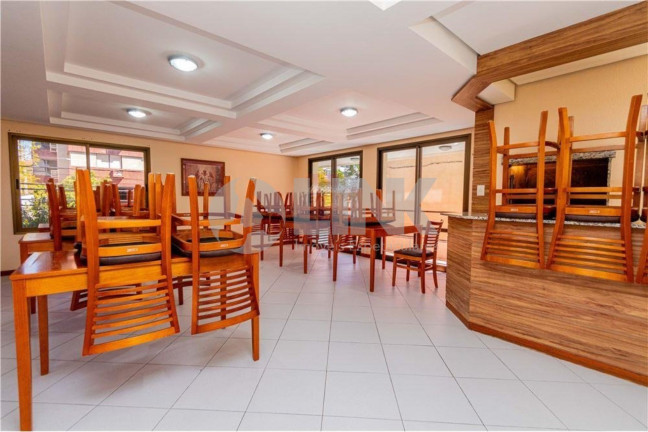 Imagem Apartamento com 2 Quartos à Venda, 73 m² em Menino Deus - Porto Alegre Imagem Apartamento com 2 Quartos à Venda, 73 m² em Menino Deus - Porto Alegre