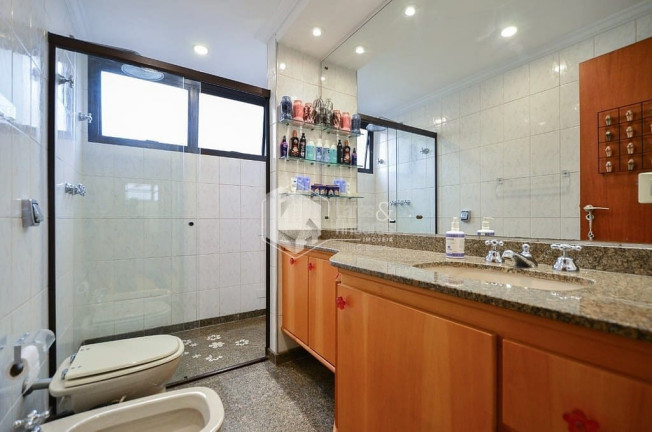 Imagem Apartamento com 4 Quartos à Venda, 226 m² em Morumbi - São Paulo Imagem Apartamento com 4 Quartos à Venda, 226 m² em Morumbi - São Paulo