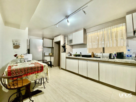 Imagem Casa com 3 Quartos à Venda, 330 m² em Areias - São José